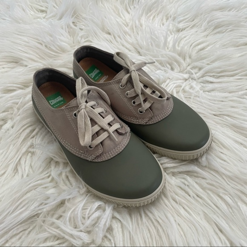 Cougar Dash waterproof low boots ladies size 8 NWOB